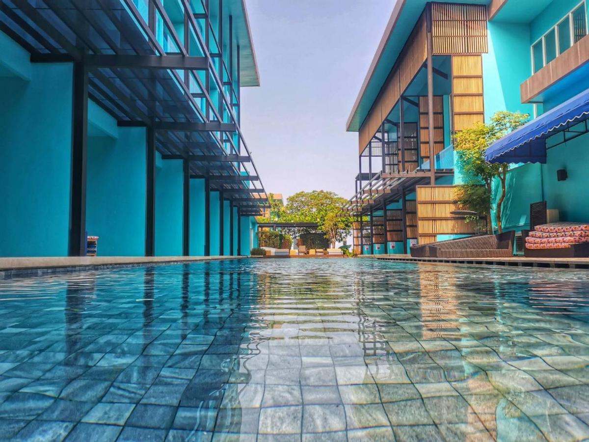 Beach Walk Boutique Resort Банг Саен Экстерьер фото