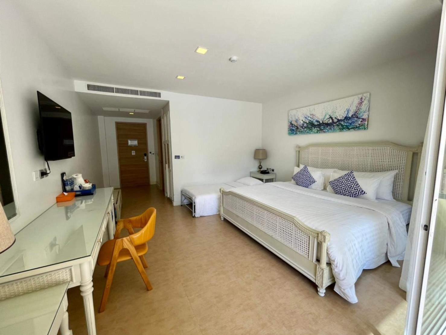 Beach Walk Boutique Resort Банг Саен Номер фото